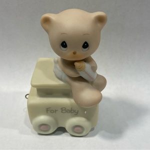 Precious Moments train 1985 May your birthday be Warm bear with baby blanket 31